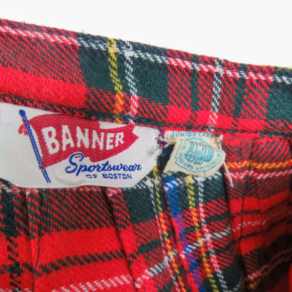 1950s Banner Union Made Vintage Red Plaid Pleated Skirt Waist XS 23